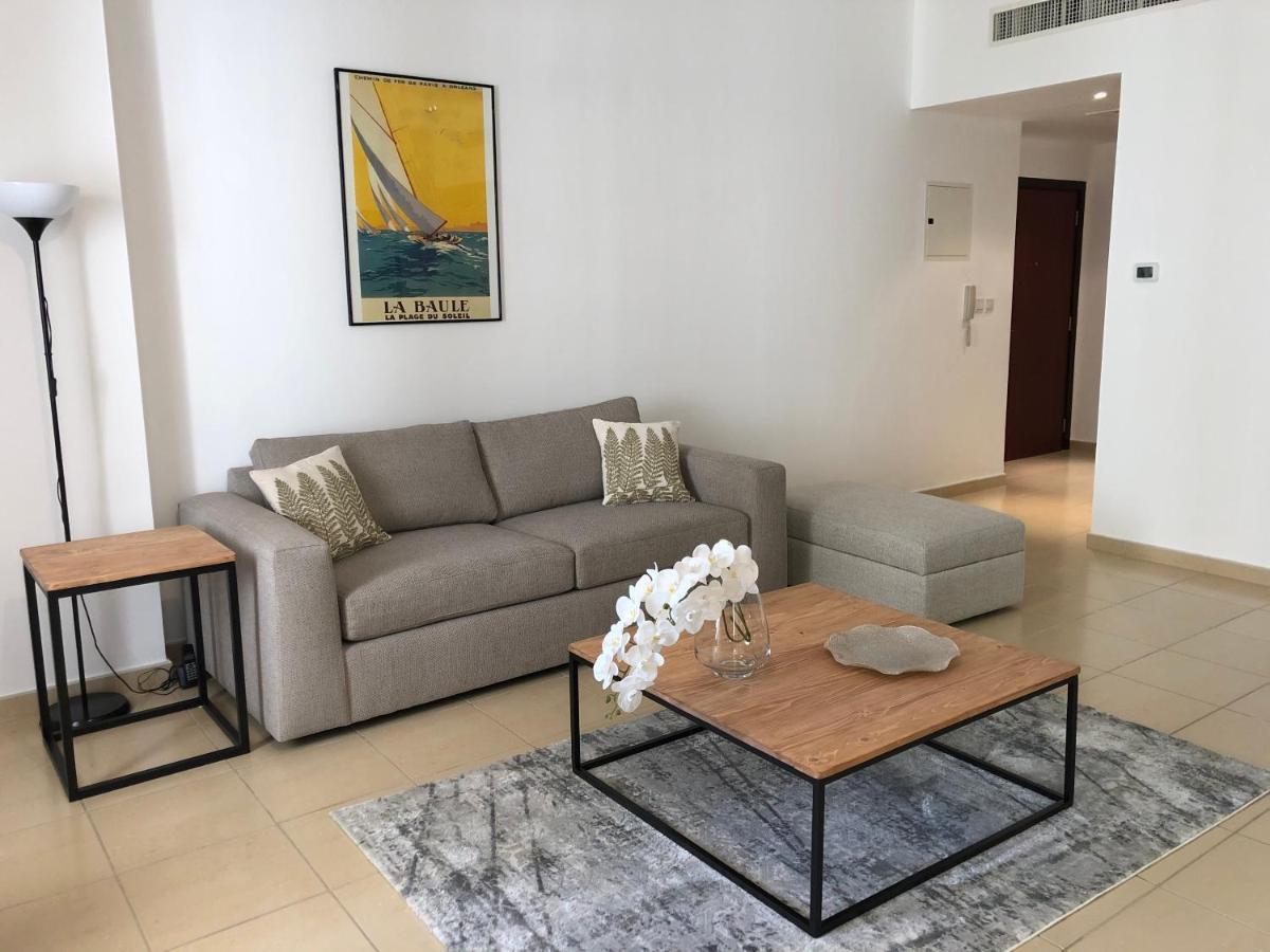 Rimal Retreat By Js Apartment ดูไบ ภายนอก รูปภาพ